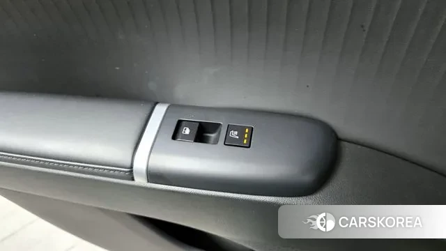 Hyundai Grandeur (GN7) id 3477954 из Кореи 10