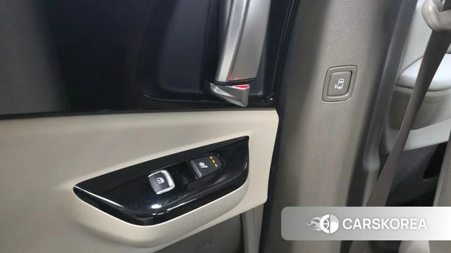 Kia Carnival 4th generation id 3871230 из Кореи 10