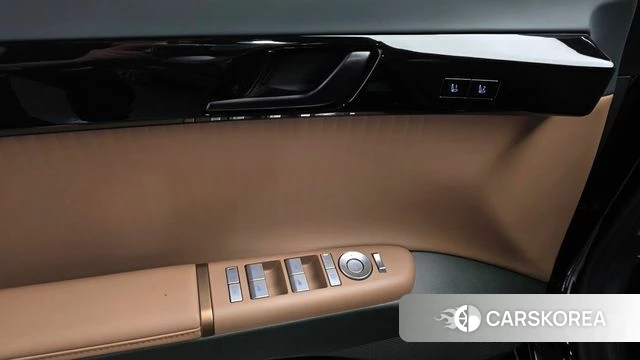 Hyundai Grandeur (GN7) id 4499770 из Кореи 10