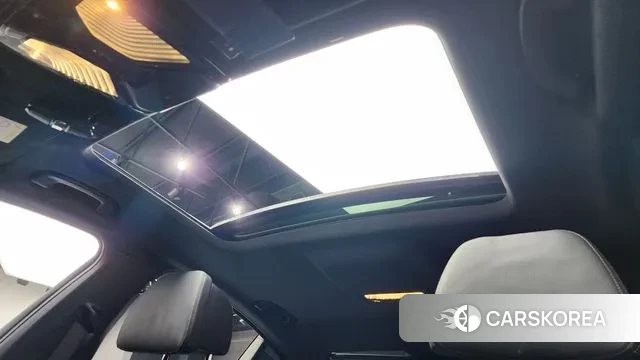 BMW 5 Series (G30) id 3348855 из Кореи 10