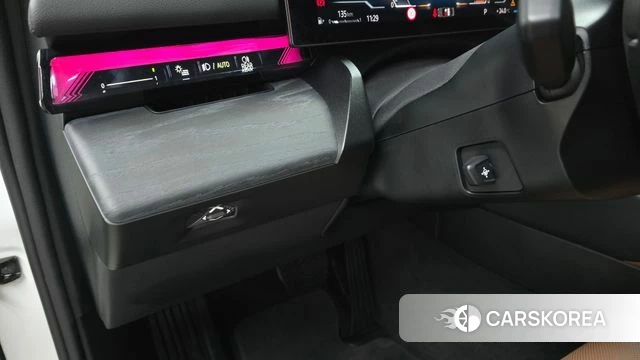 BMW 5 Series (G60) id 4579118 из Кореи 10