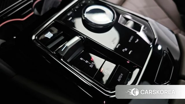 BMW 5 Series (G60) id 3896573 из Кореи 10