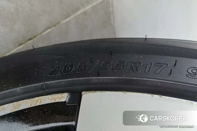 Volkswagen Exploring the shadow id 4273835 из Китая 10