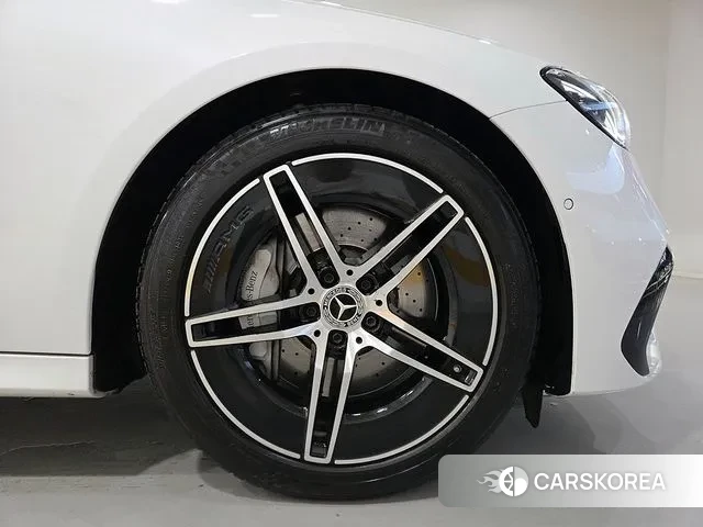 Mercedes-Benz E-Class W214 id 3103986 из Кореи 10