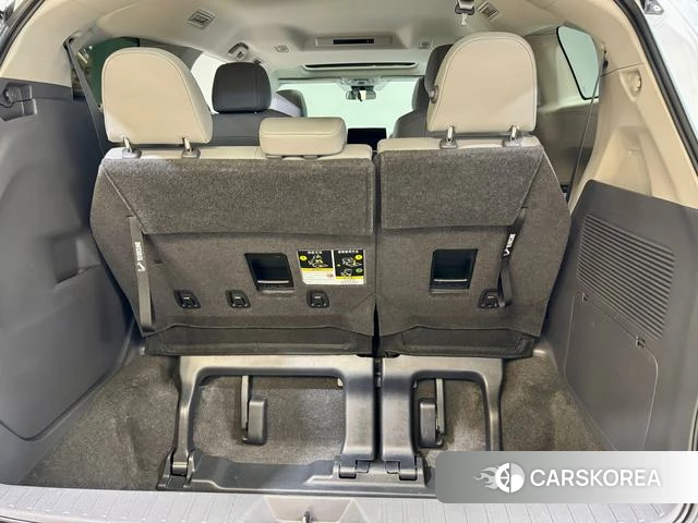 Toyota Grevia id 3889862 из Китая 10