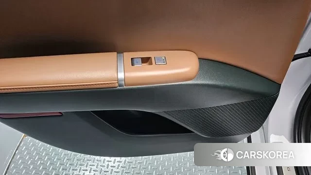 Hyundai Grandeur (GN7) id 3614924 из Кореи 10