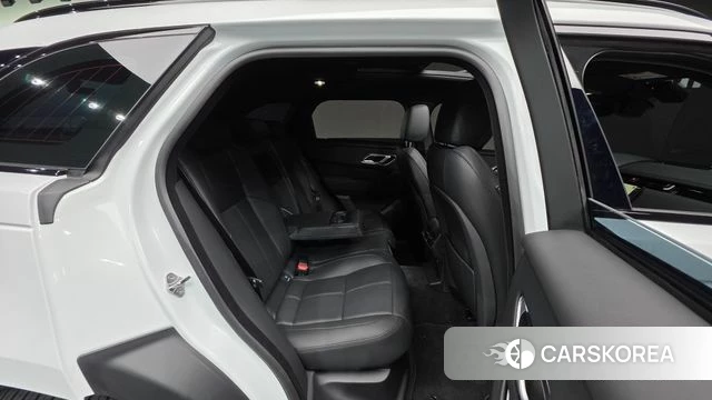 Land Rover Range Rover Velar id 4532935 из Кореи 10