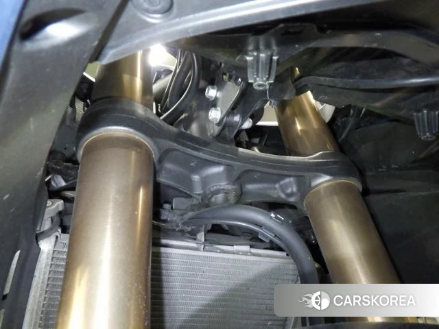 Honda CBR400R id 3949402 из Японии 10