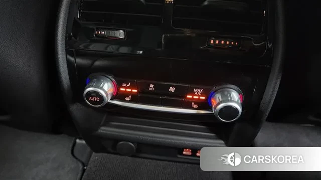 BMW 5 Series (G30) id 3372295 из Кореи 10