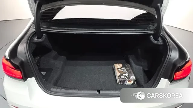 BMW 5 Series (G30) id 3366715 из Кореи 10