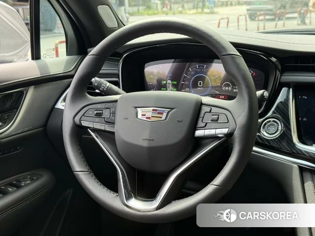 Cadillac XT6 id 3920810 из Китая 10