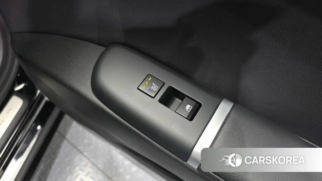 Hyundai Grandeur (GN7) id 3909941 из Кореи 10