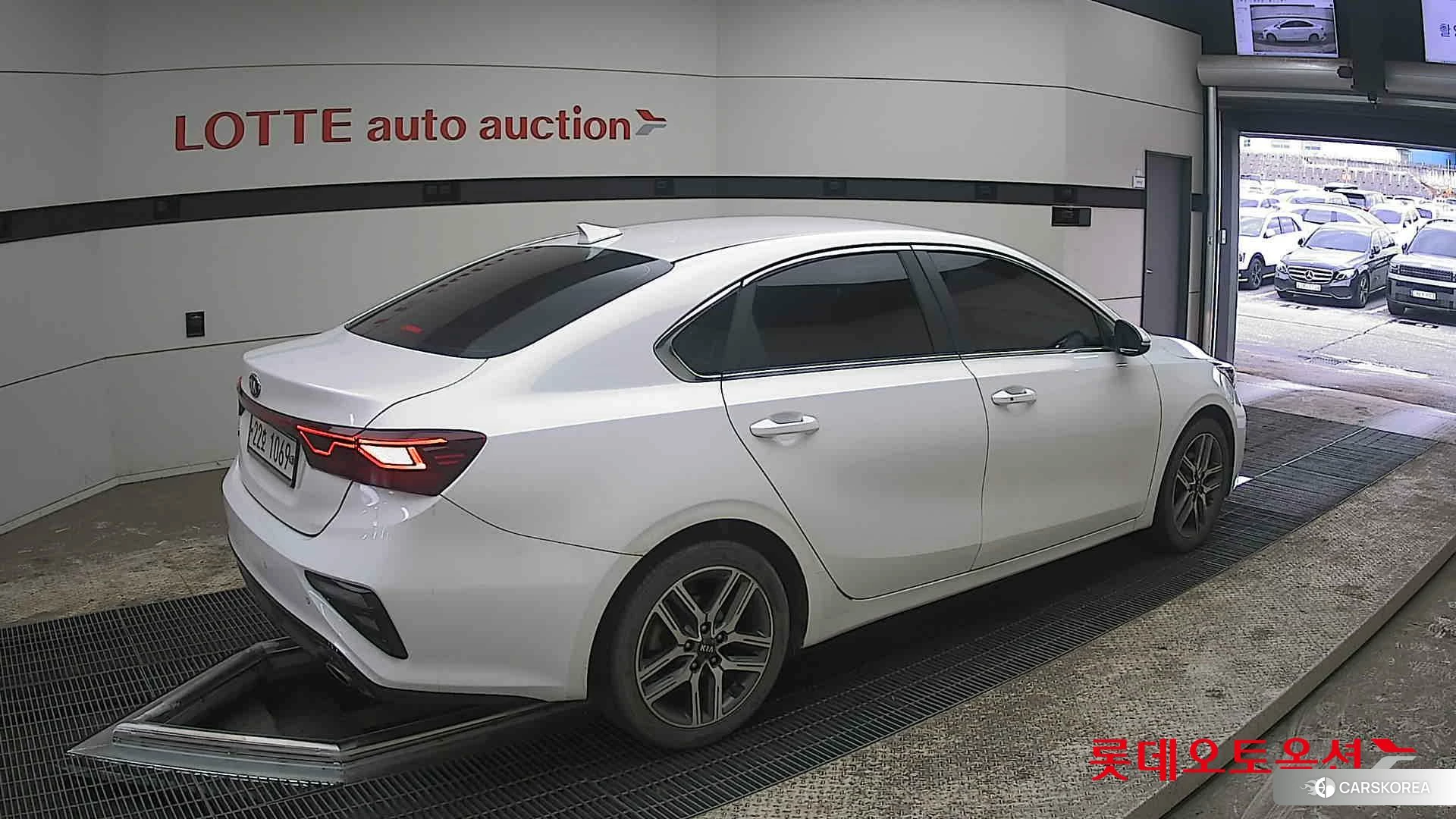 Kia K3 id 3869414 из Кореи 10