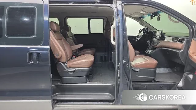 Hyundai The New Grand Starex id 3698163 из Кореи 10