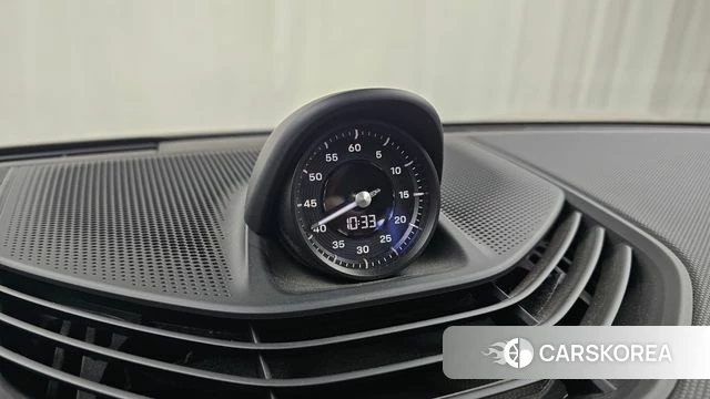 Porsche Taycan id 4591853 из Кореи 10