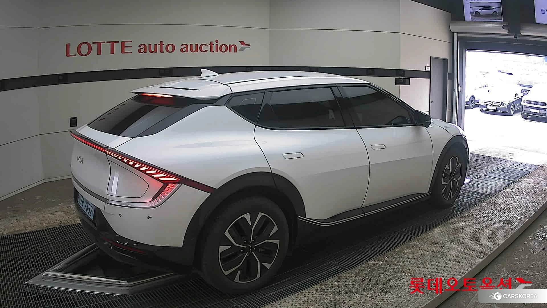 Kia EV6 id 3875716 из Кореи 10