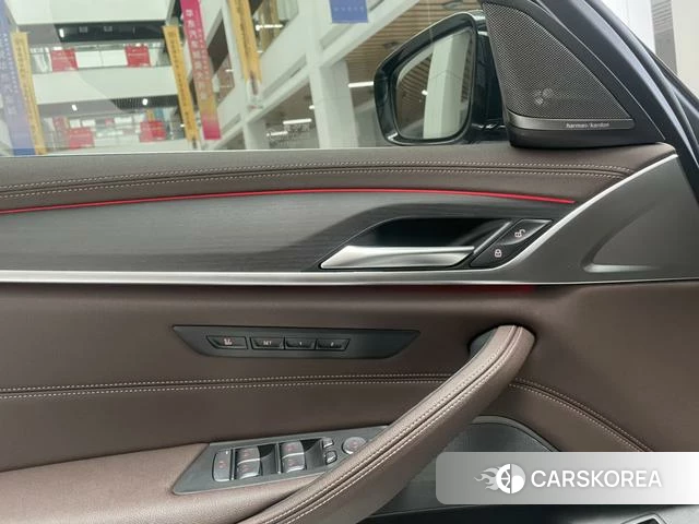 BMW 5 series id 4313952 из Китая 10