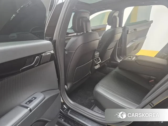 Hyundai Grandeur Hybrid (GN7) id 3011350 из Кореи 10