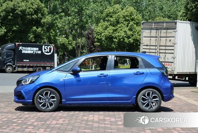Honda LIFE id 4274626 из Китая 10