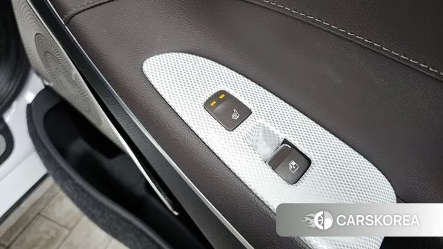 Hyundai The New Grandeur IG Hybrid id 3645341 из Кореи 10