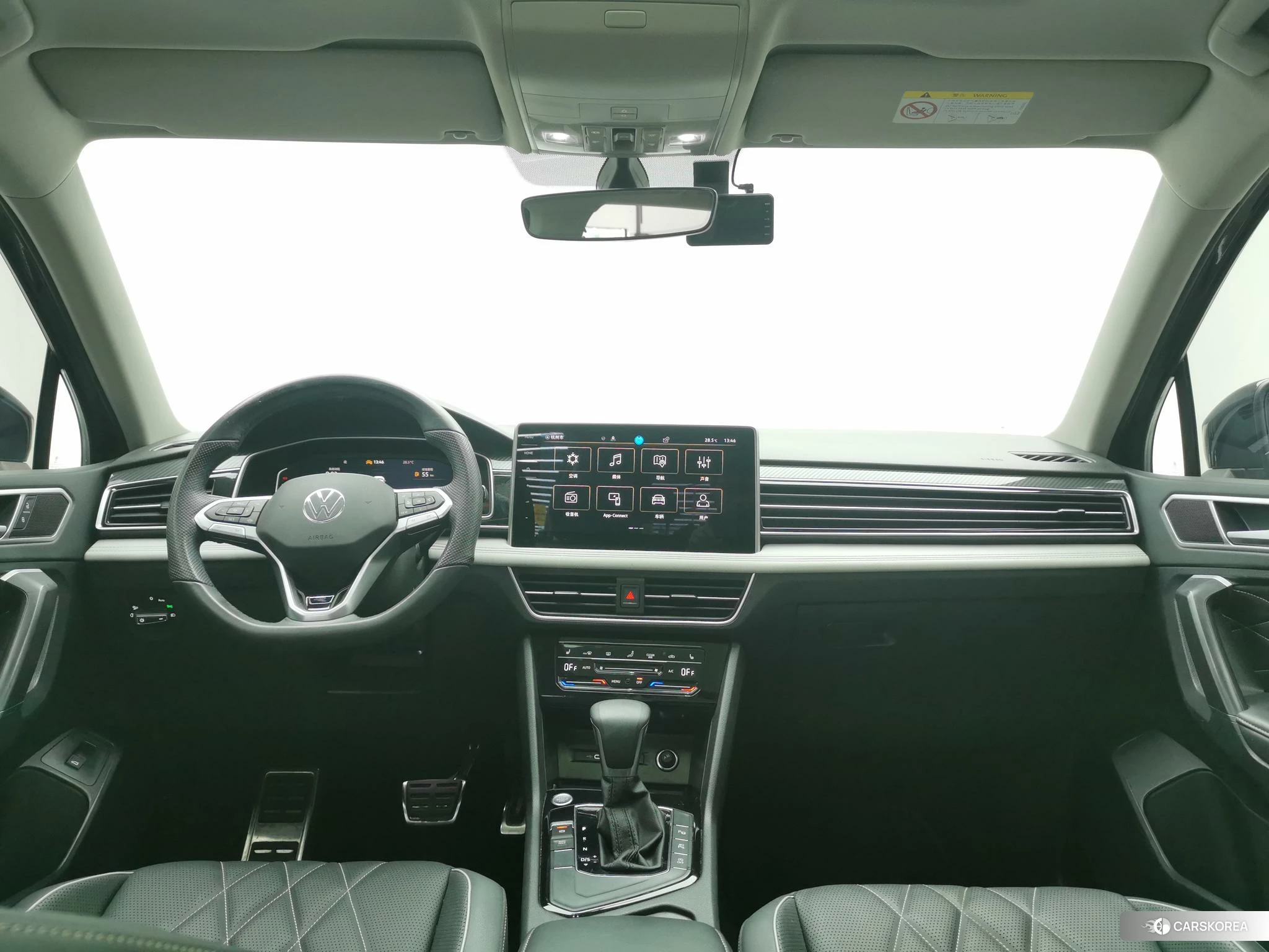 Volkswagen Tiguan L id 4420017 из Китая 10