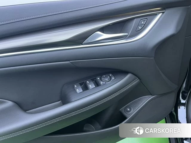Buick Lacrosse id 4219839 из Китая 10