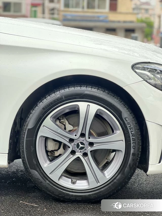 Mercedes-Benz Class C id 4253121 из Китая 10