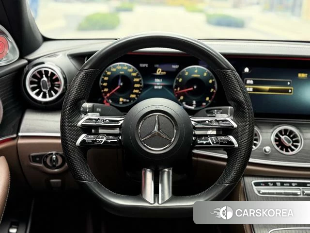 Mercedes-Benz E-class id 4260829 из Китая 10