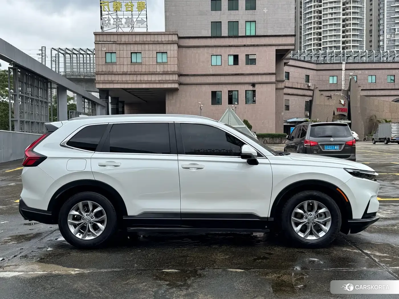 Honda CR-V id 4659898 из Китая 10