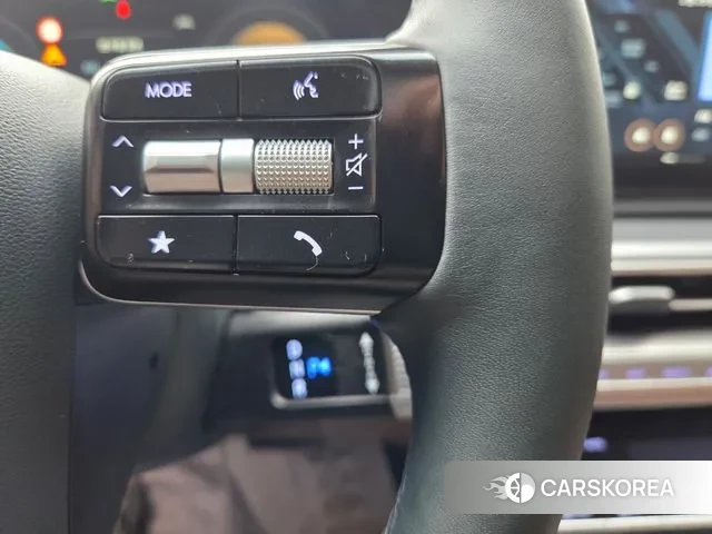 Hyundai Grandeur (GN7) id 3726183 из Кореи 10