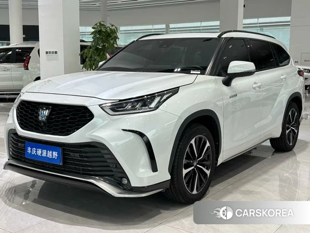 Toyota Crown Lufang id 4348498 из Китая 10