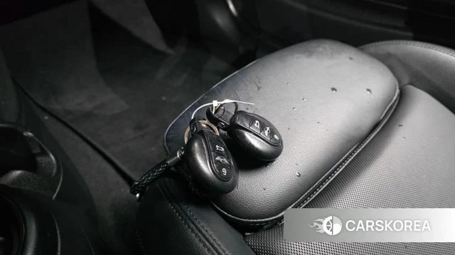 Mini Cooper id 4351353 из Кореи 10