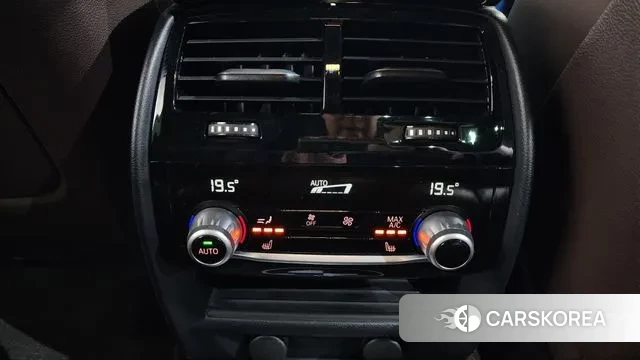 BMW 5 Series (G30) id 3789414 из Кореи 10