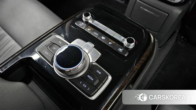 Genesis G90 id 3879958 из Кореи 10