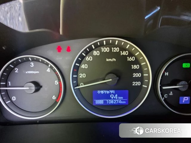 Hyundai The New Grand Starex id 4647379 из Кореи 10