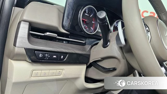 Kia Carnival 4th generation id 4322625 из Кореи 10