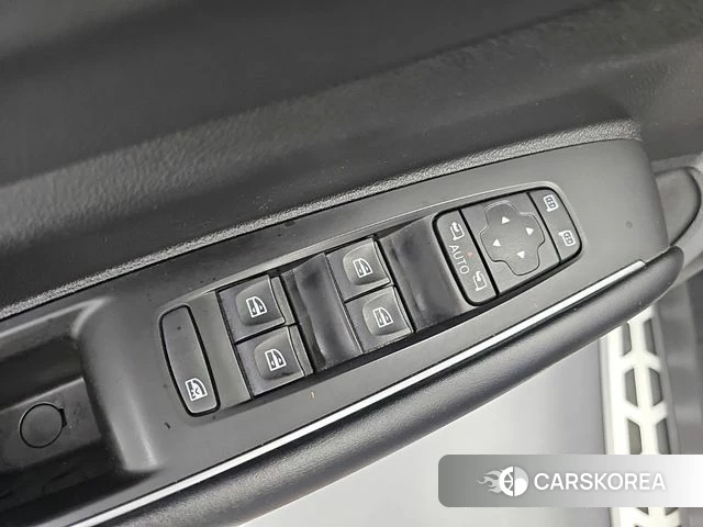 Renault Korea (Samsung) The New QM6 id 4592960 из Кореи 10