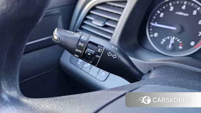 Hyundai Avante AD id 3612830 из Кореи 10