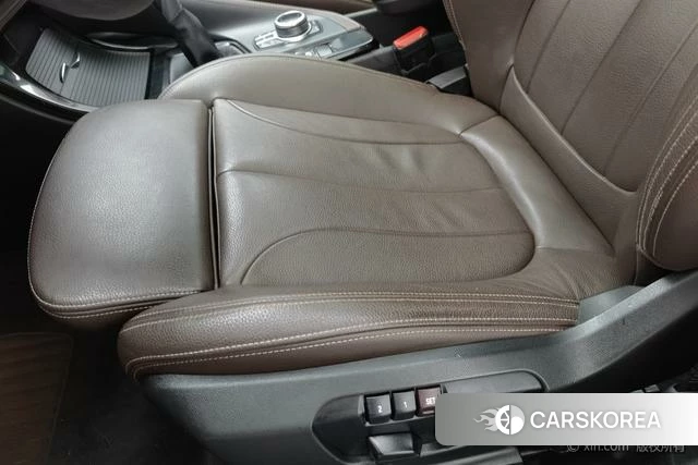 BMW X1 id 4254307 из Китая 10