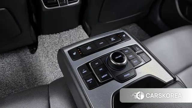 Genesis G80 id 3646972 из Кореи 10