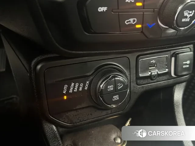 Jeep Renegade id 3666810 из Кореи 10