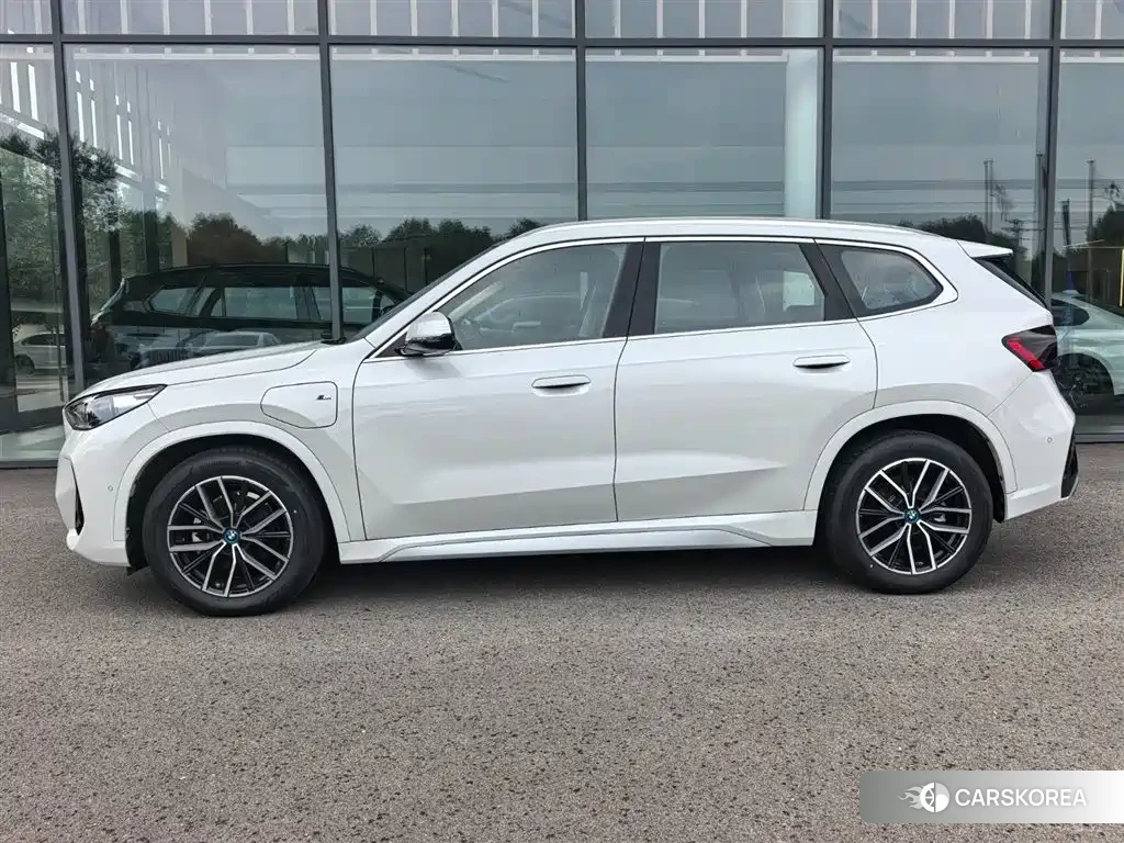 BMW iX1 id 4653977 из Китая 10