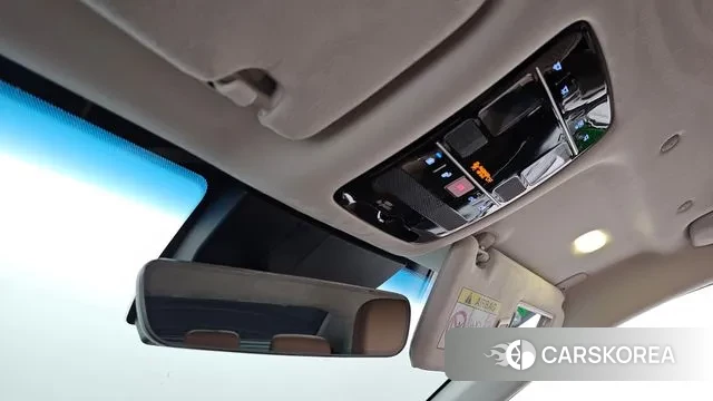 Hyundai Grandeur Hybrid (GN7) id 2889140 из Кореи 10