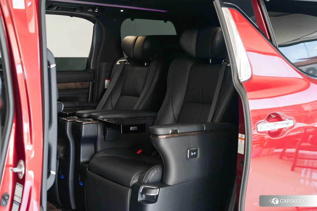 Toyota Alphard id 4453978 из Китая 10