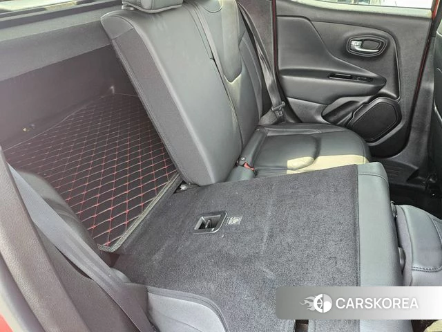 Jeep Renegade id 4268151 из Кореи 10