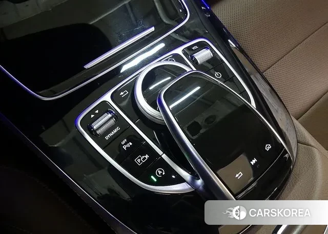 Mercedes-Benz E-Class W213 id 3708609 из Кореи 10