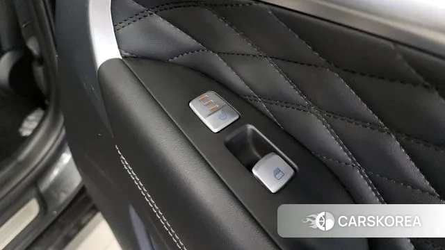 Genesis G70 id 2966330 из Кореи 10