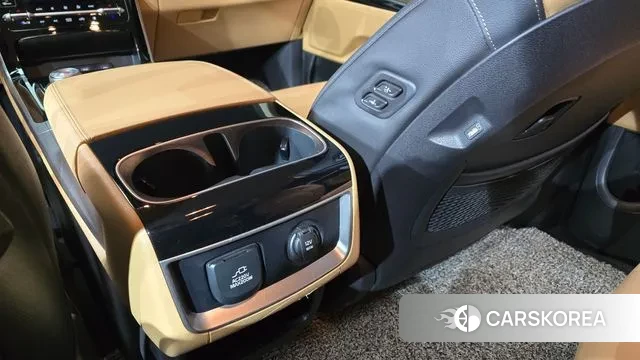 Kia Carnival 4th generation id 3649700 из Кореи 10