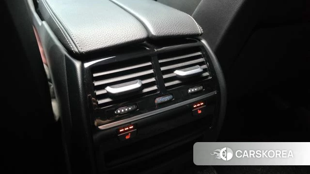 BMW 5 Series (G30) id 4693955 из Кореи 10