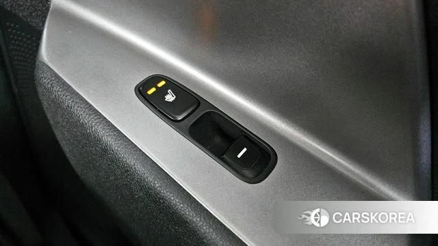 Kia Niro Plus id 3851055 из Кореи 10